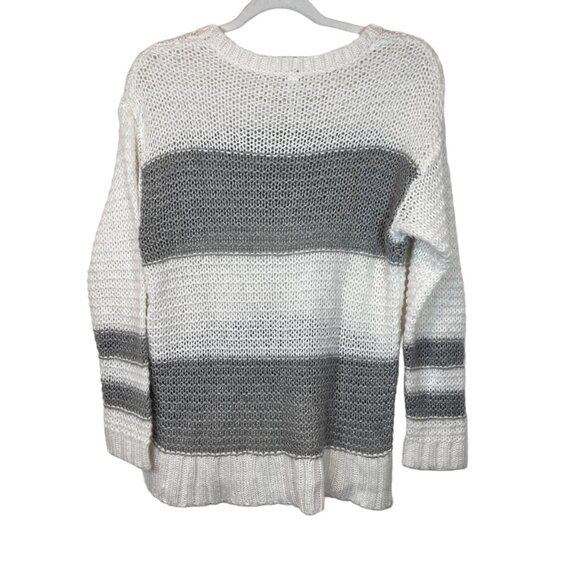 Aeropostale SP Womens White Grey Striped Open Knit Sweater Size Petite Small‎ - Picture 2 of 9